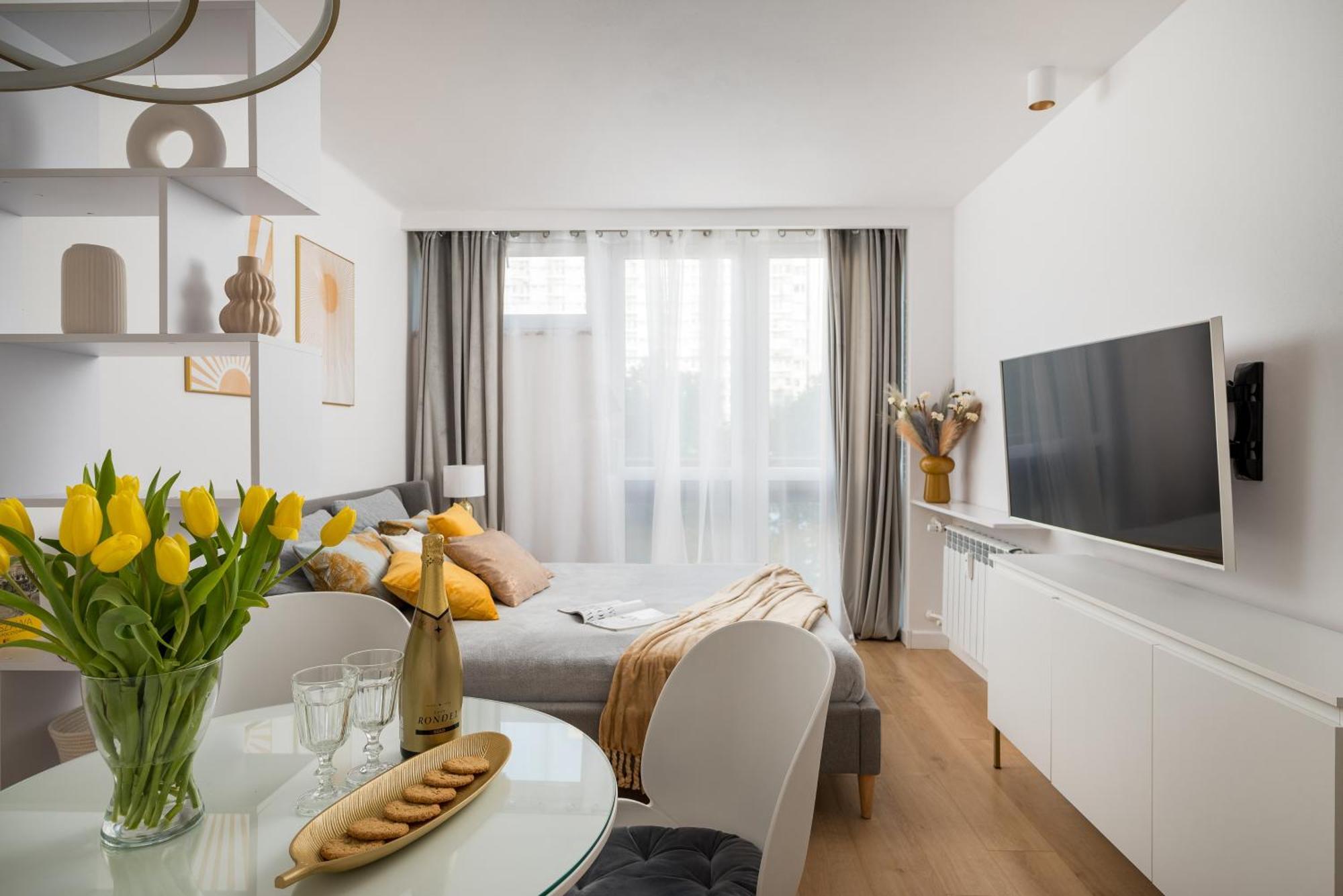 Gold Premium Central Suite 950 M To Central Station Parking Warszawa Exteriör bild